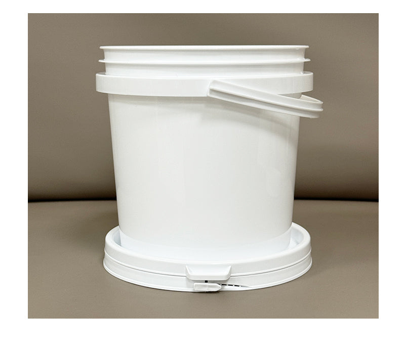 1l plastic buckets with handles